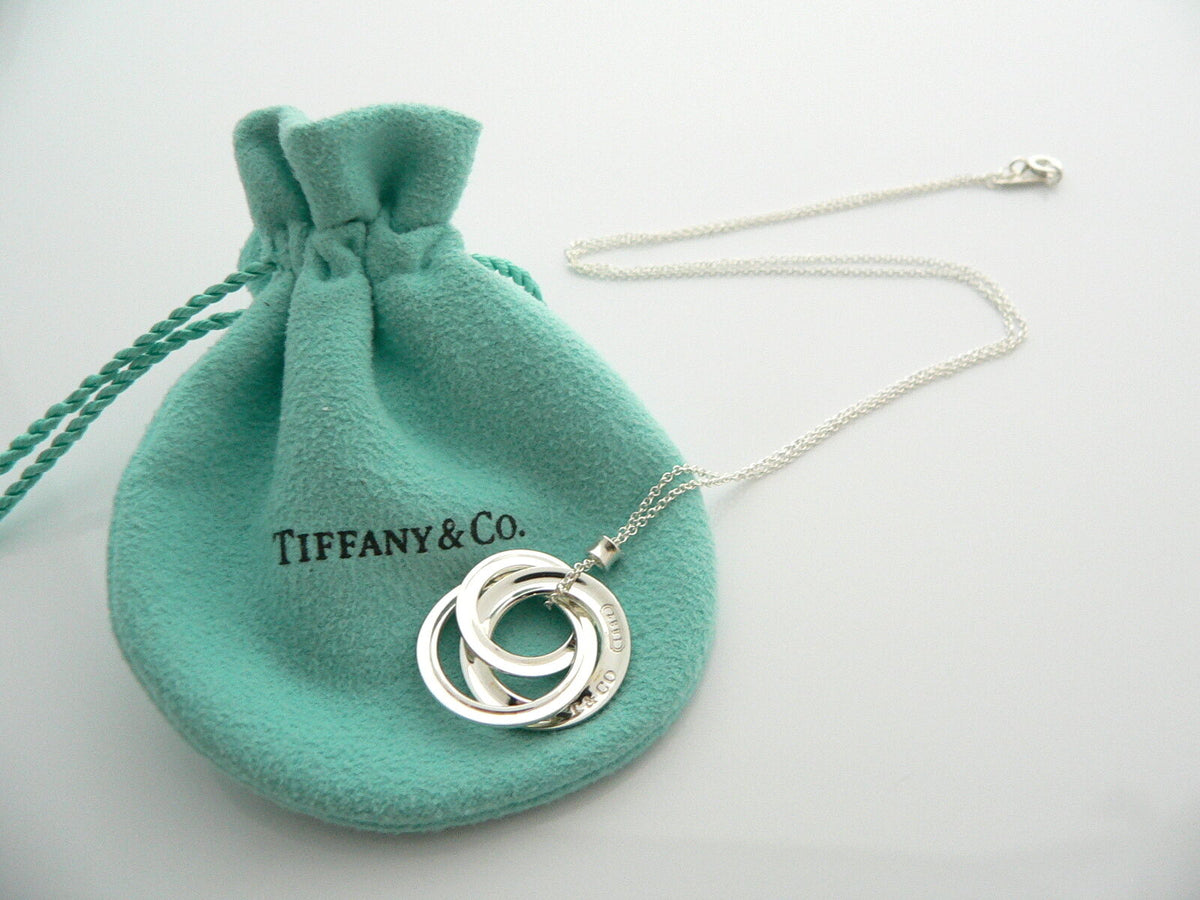 Interlocking circles sale pendant