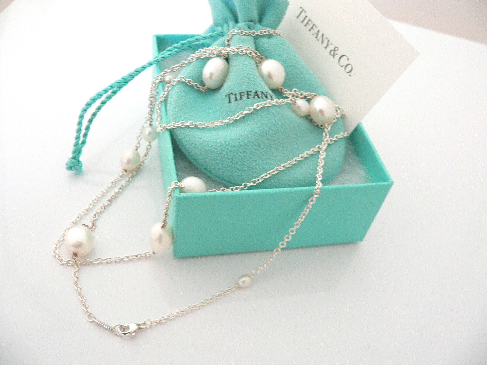 Tiffany & Co: Best for Freshwater Pearls Jewelry Gifting