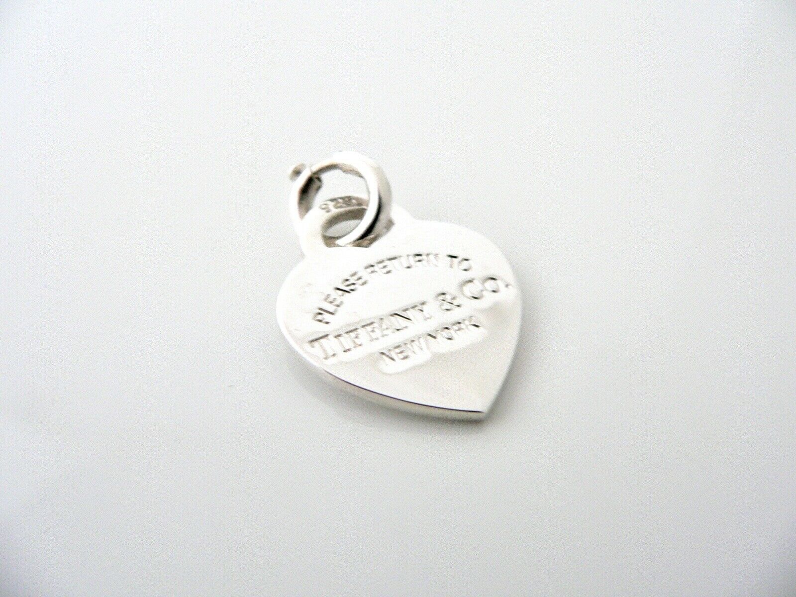 Return to Tiffany & Co Heart Charm Clasp Silver Clasp Classic Gift Love Chain