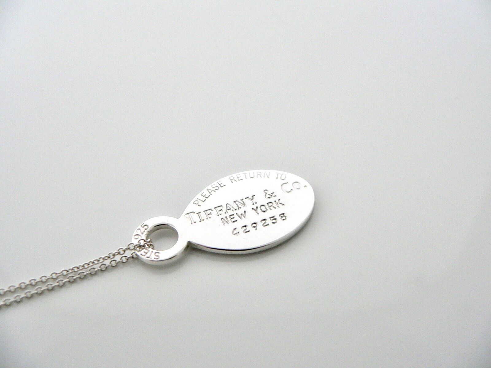 Tiffany & Co Return Oval Tag Necklace Charm Pendant Chain Silver Gift Love  Rare