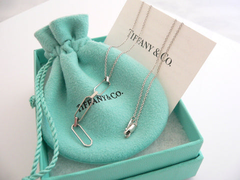 Tiffany & Co 18K Gold Paper Clip Necklace Pendant Charm Gift Pouch Love Dangling